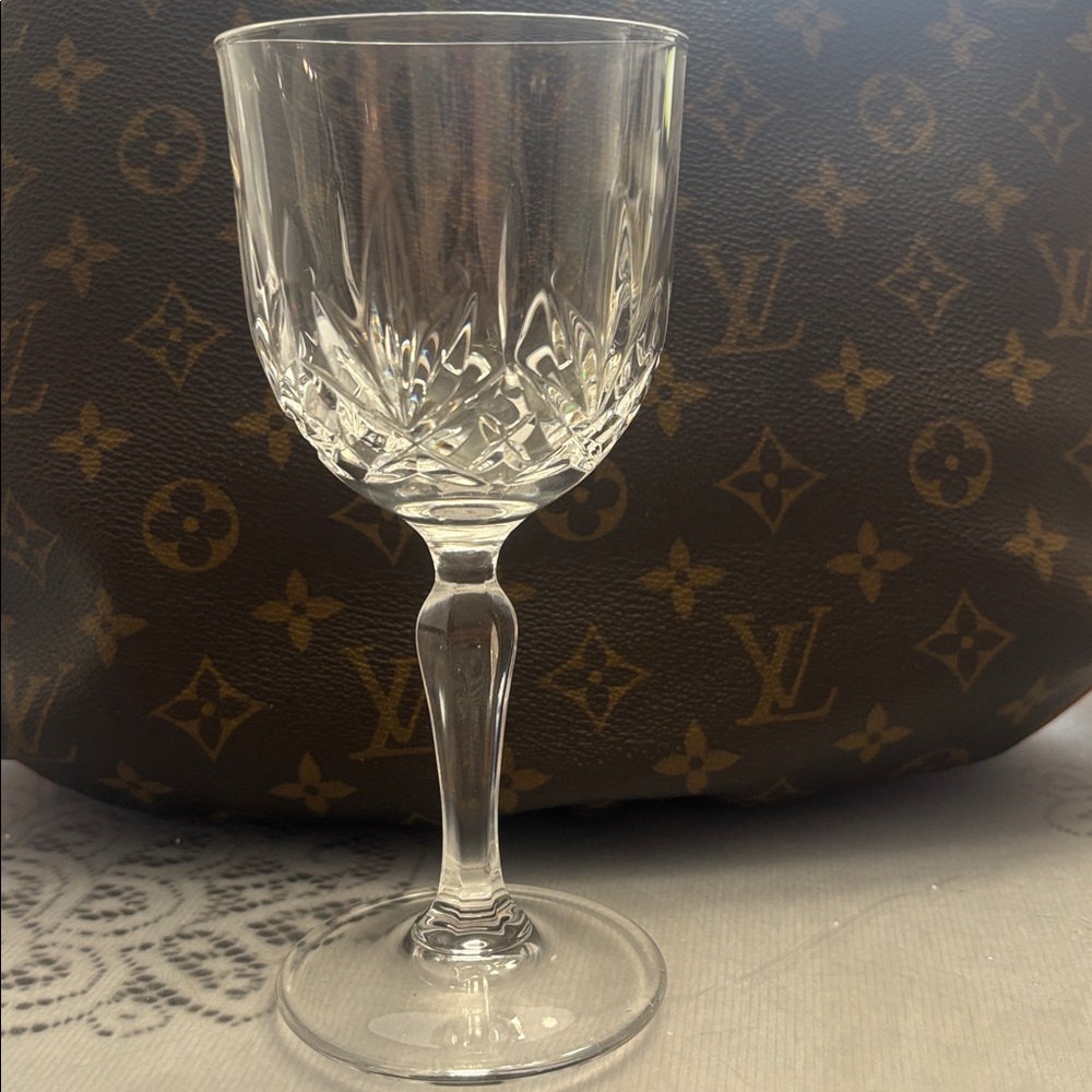 Irish cavnCrystal Wine Glasses 6 Inishfree pattern 1990 - Picture 3 of 6